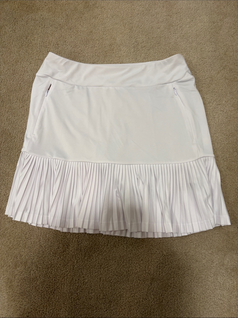 Women's White Pleated Hem Golf  Skirt